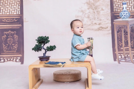 赵县宝宝掉头发是怎么回事